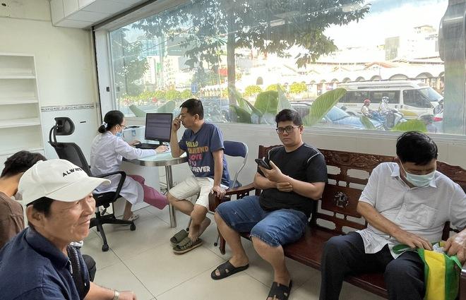 "View khám bệnh triệu đô" ở trung tâm TP.HCM- Ảnh 6.