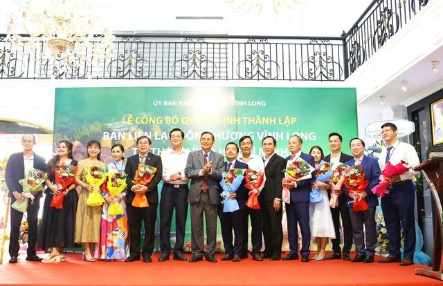 Ban liên lạc đồng hương Vĩnh Long vận động 6,55 tỉ đồng giúp người nghèo- Ảnh 2.