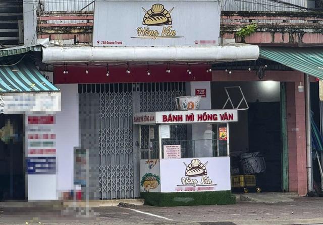 Vụ nghi ngộ độc sau ăn bánh mì ở Quảng Ngãi: Sở Y tế chỉ đạo khẩn- Ảnh 1.