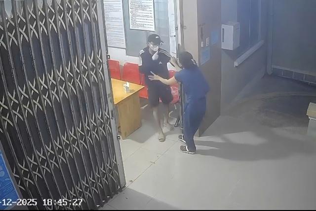 Khánh hòa truy xét nghi phạm cướp tiền nữ y tá tại trạm y tế Vạn Thạnh - Ảnh 1.