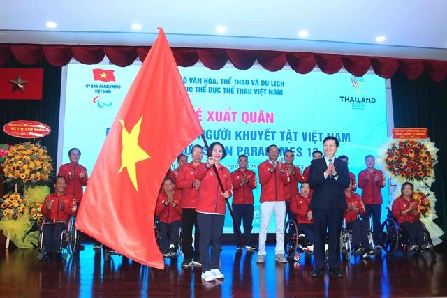 Phó thủ tướng Mai Văn Chính giao nhiệm vụ cho đoàn thể thao người khuyết tật Việt Nam - Ảnh 1.