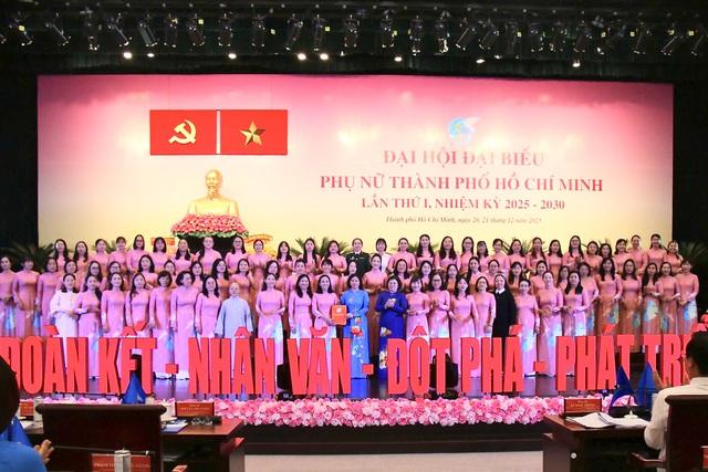 Bà Võ Ngọc Thanh Trúc giữ chức Chủ tịch Hội Liên hiệp Phụ nữ TP.HCM- Ảnh 1.