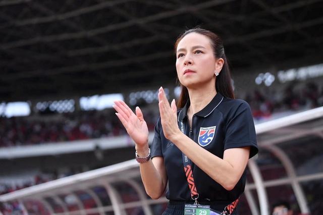 Madam Pang họp khẩn để cải tổ và giải quyết khủng hoảng, 'U.23 Việt Nam lại đi trước U.23 Thái Lan'- Ảnh 1.