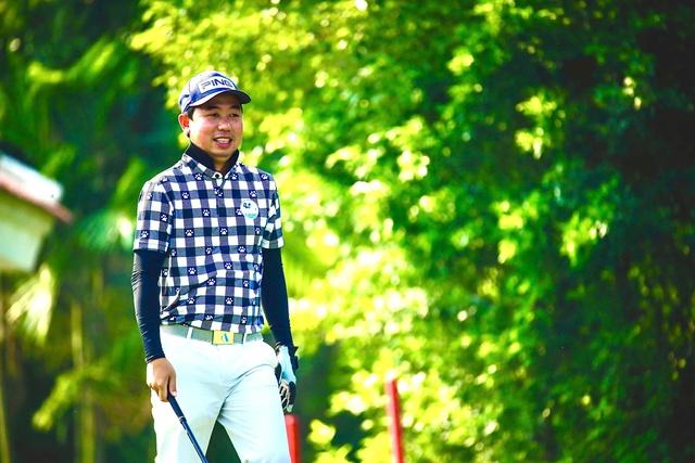 Xuất hiện cú 'hole in one' ở giải golf HTV Swing Cup 2025- Ảnh 1.