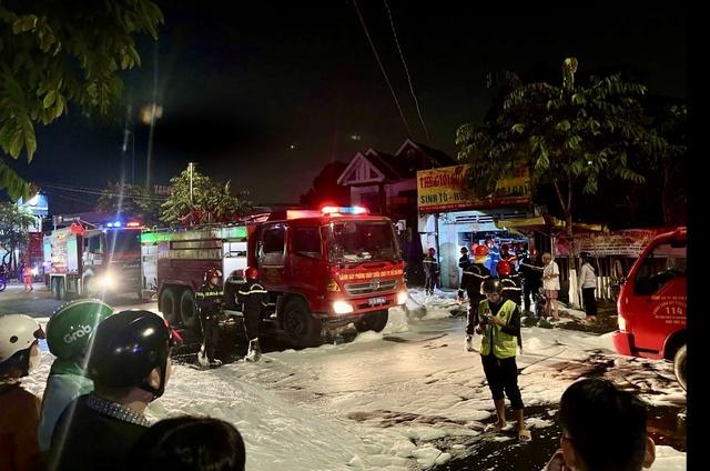 TP.HCM: Cháy ki ốt ở phường Đông Hòa, 1 người tử vong- Ảnh 1.