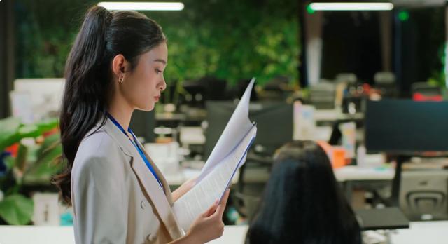 Sống YOLO hay tích lũy dài hạn: Gen Z đang chọn gì? - Ảnh 2.