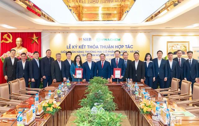 SHB lãi trước thuế hơn 15.000 tỉ đồng, bền vững tăng tốc bước vào kỷ nguyên mới - Ảnh 1.