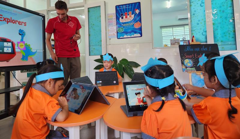 Quy mô trẻ em TP.HCM đang học tiếng Anh bậc mầm non ra sao? - Ảnh 2.