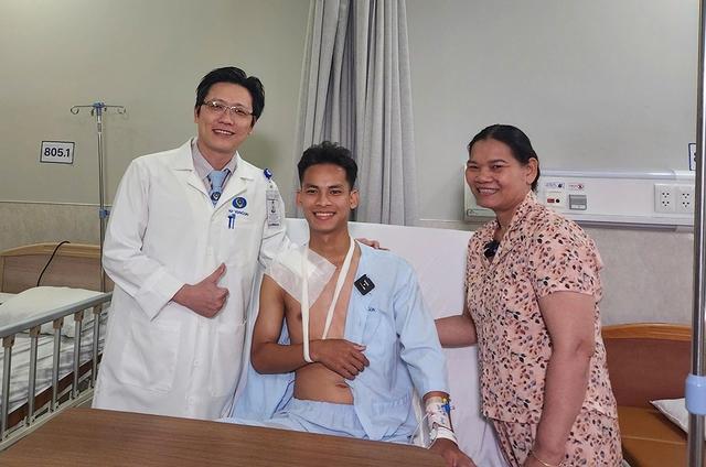 Giấc mơ sân cỏ vẫn còn với Phú Thịnh- Ảnh 3.