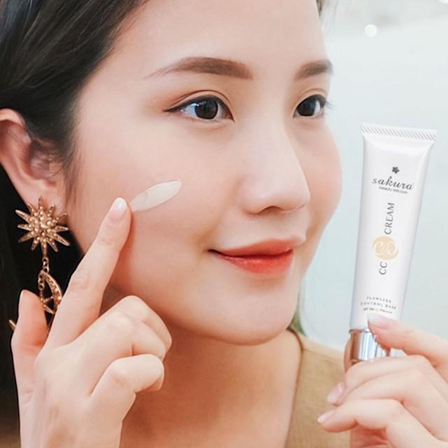 Lười makeup nhưng vẫn xinh Tết này nhờ top 3 kem chống nắng trang điểm dưới đây! - Ảnh 3.