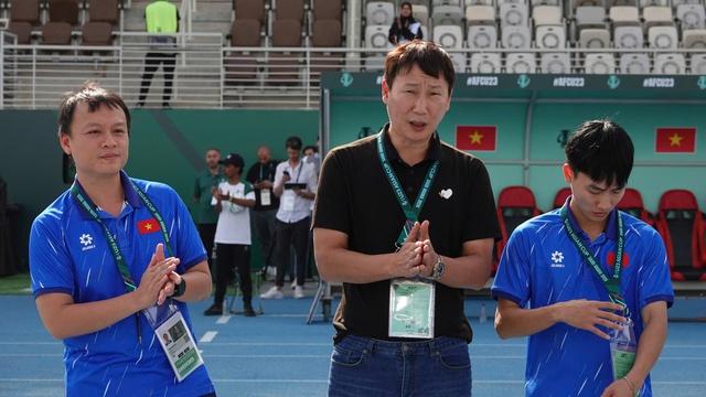 Báo Hàn Quốc: Hiện tượng kỳ diệu mang tên U.23 Việt Nam và trật tự mới của bóng đá châu Á- Ảnh 1.