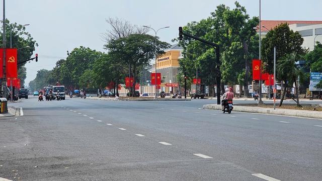 TP.HCM: Thót tim tại giao lộ có đèn giao thông hoạt động không ổn định - Ảnh 1.