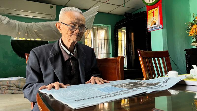 Món quà đặc biệt cho người 'tri kỷ' 102 tuổi của Báo Thanh Niên - Ảnh 1.