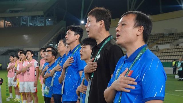 U.23 Việt Nam phải giữ đôi chân trên mặt đất!- Ảnh 2.