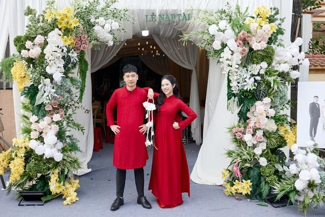 Cô dâu chú rể là hàng xóm, chia khung giờ đãi tiệc - Ảnh 2.