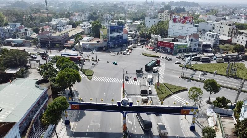 Giáp tết, dựng rào chắn làm hầm chui quốc lộ 13 có ảnh hưởng đến dân?- Ảnh 4.