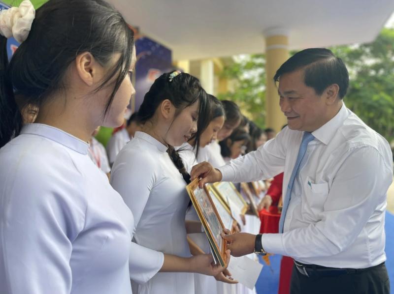 Kỷ niệm về Báo Thanh Niên và học bổng Nguyễn Thái Bình- Ảnh 1.