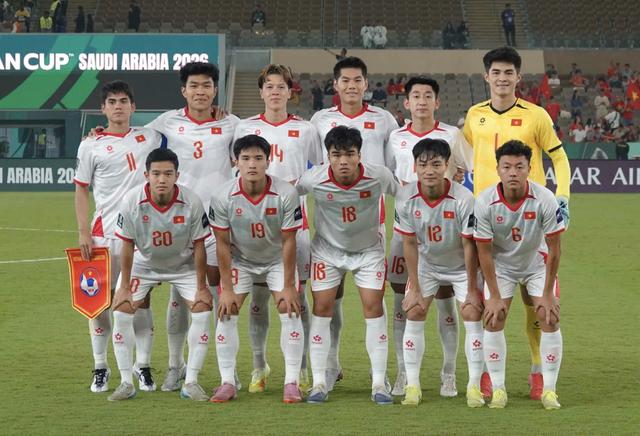 Thủ môn Trung Kiên khen Li Hao hoàn hảo mọi kỹ năng, U.23 Việt Nam sẽ không để Trung Quốc chiến thắng- Ảnh 3.