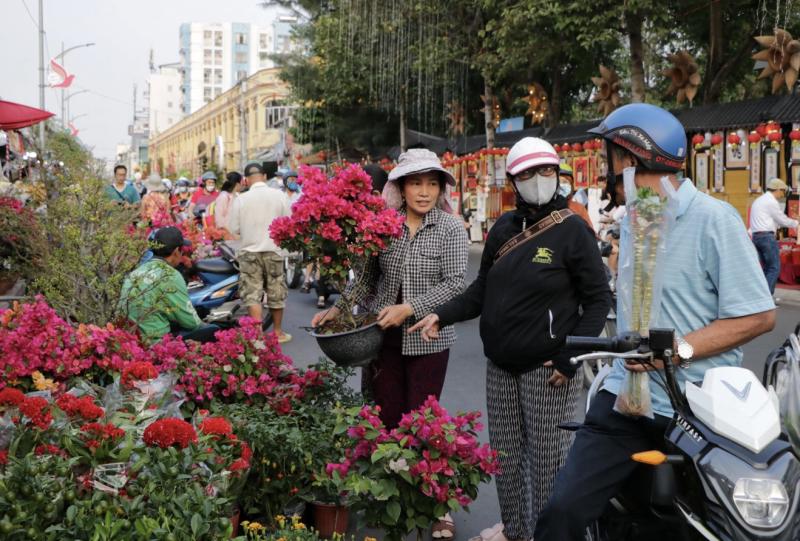 Lập xuân 2026 sắp đến rồi! Lịch âm, lịch vạn niên hôm nay 27.1 có đặc biệt? - Ảnh 2.