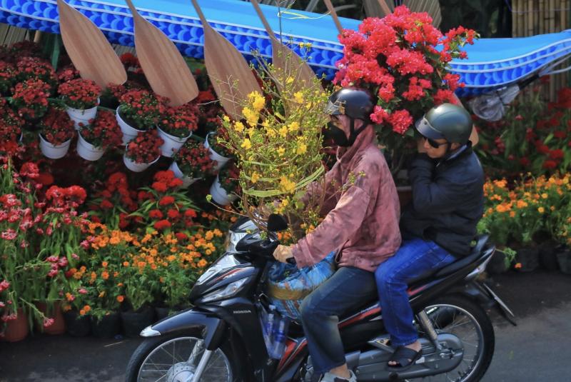 Lập xuân 2026 sắp đến rồi! Lịch âm, lịch vạn niên hôm nay 27.1 có đặc biệt? - Ảnh 1.