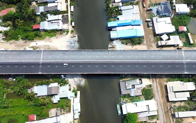 Cao tốc Cần Thơ Cà Mau thông xe tài xế phấn khởi giảm áp lực lái xe    - Ảnh 5.