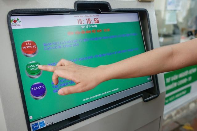 Bệnh án điện tử tiết kiệm hàng trăm triệu giờ xã hội mỗi năm - Ảnh 1.