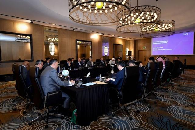 Chủ tịch VFF Trần Quốc Tuấn chủ trì họp AFC: Việt Nam thêm cơ hội dự Cúp C1 châu Á- Ảnh 2.