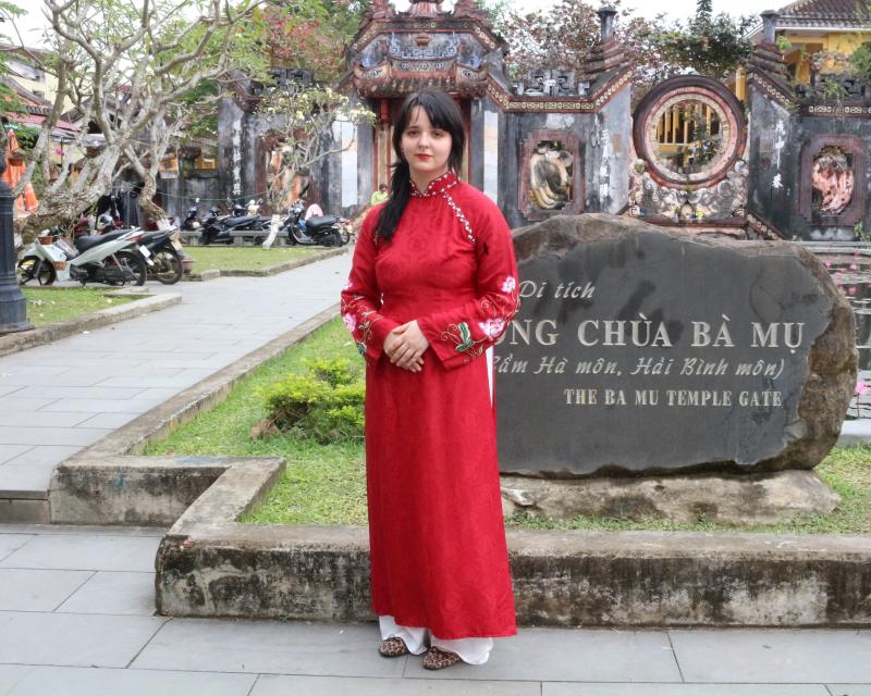 Cuối năm, các nàng thơ đến phố cổ chụp ảnh check-in áo dài - Ảnh 5.