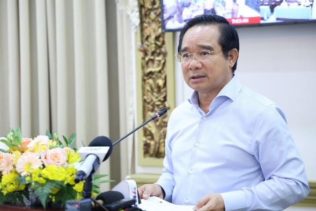 TP.HCM đặt mục tiêu thu ngân sách 805.000 tỉ đồng - Ảnh 1.