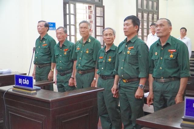 6 Cựu chiến binh kêu oan trong vụ hủy họai rừng: Tòa án xét xử lần 3 - Ảnh 1.