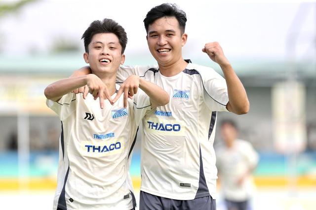 Cú đúp đầu tiên ở vòng loại Tây Nam bộ TNSV THACO cup 2026, tác giả thần tượng Neymar- Ảnh 3.