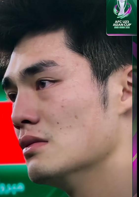 AFC bất ngờ đăng video Văn Khang, Trung Kiên rơi nước mắt: ‘Họ để lại trái tim mình trên sân’- Ảnh 3.