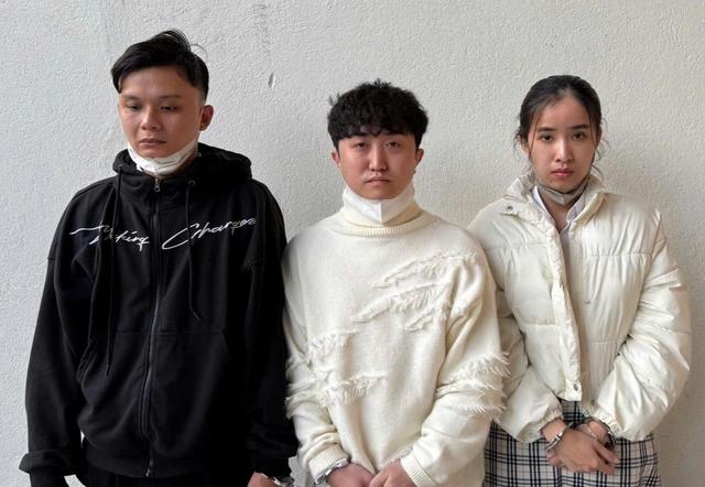 Triệt xóa ổ mại dâm 'VIP' trong khách sạn Mường Thanh, Samdi- Ảnh 4.