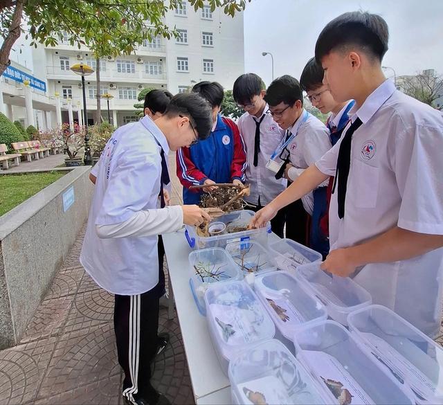 Đưa học sinh 'chạm' vào thiên nhiên để học bảo tồn di sản- Ảnh 2.