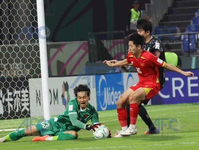 Bất ngờ Nhật Minh, chàng trai trầm lặng nhưng bền bỉ nhất U.23 Việt Nam- Ảnh 1.