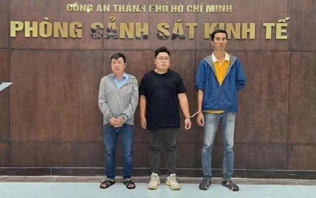 Bắt Đội trưởng Trung tâm hỏa táng Bình Hưng Hòa nâng giá hũ tro cốt lúc Covid-19- Ảnh 1.