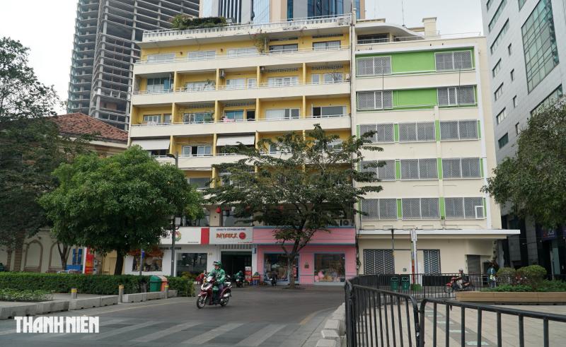 Ngoài chợ Bến Thành, Hồ Con Rùa những nơi nào ở TP.HCM được sơn mới đón tết? - Ảnh 9.