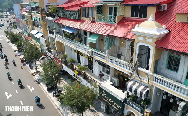 Ngoài chợ Bến Thành, Hồ Con Rùa những nơi nào ở TP.HCM được sơn mới đón tết? - Ảnh 10.