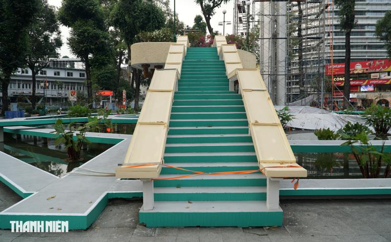 Hồ Con Rùa khoác ‘áo mới’, đổi gam màu lạ mắt trước thềm Tết Bính Ngọ - Ảnh 9.