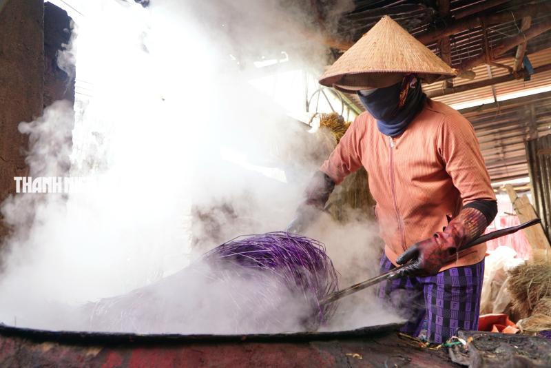 Làng dệt chiếu cói Phú Tân bên đầm Ô Loan giữ gìn nghề truyền thống trăm năm - Ảnh 10.