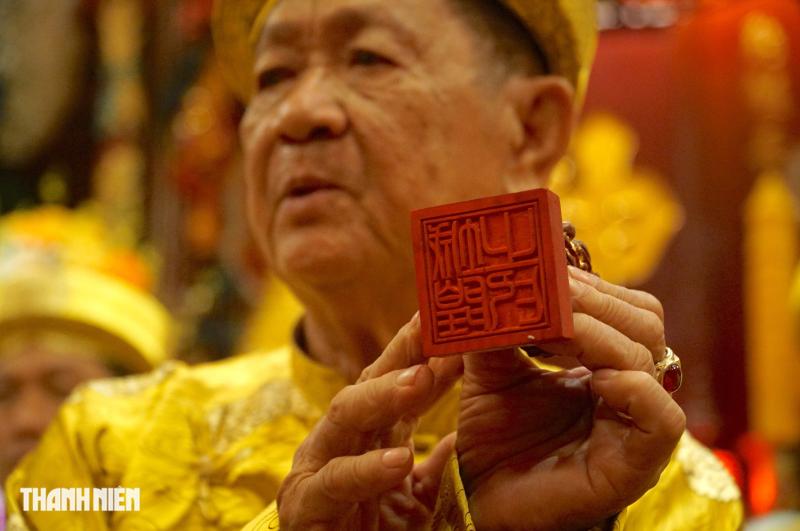 Khoảnh khắc hiếm tại đình thần An Khánh: Lễ mở ấn trăm năm ở Thủ Thiêm - Ảnh 6.