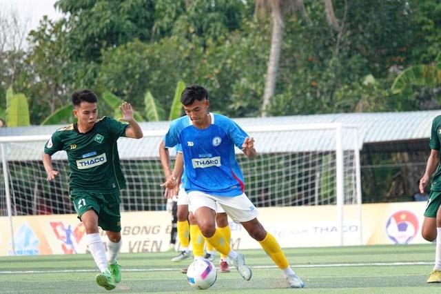 Cầu thủ 1,85 m ghi bàn thắng quý hơn vàng cho Trường ĐH Đồng Tháp tại TNSV THACO cup 2026- Ảnh 2.