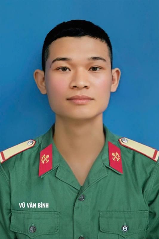 Truy tặng danh hiệu Anh hùng LLVT nhân dân cho thượng sĩ Vũ Văn Bình- Ảnh 2.