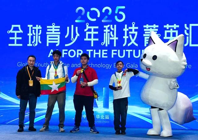 Học sinh Trường THCS Nguyễn Du đoạt Huy chương Vàng tại World Robot Contest 2025 - Ảnh 3.
