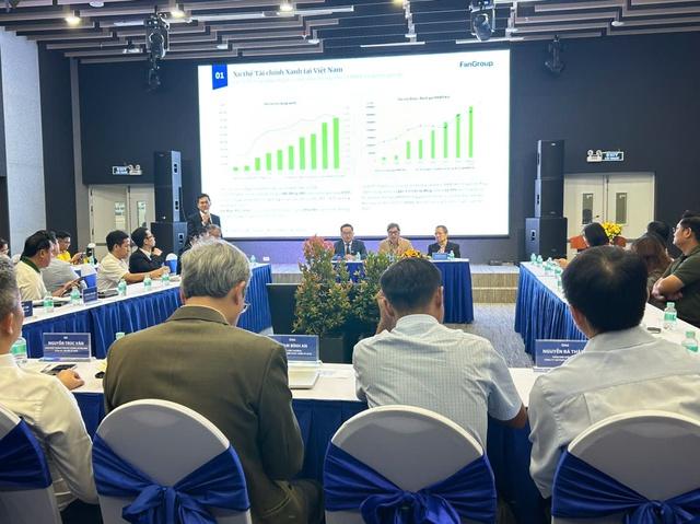 Làm thế nào để thu hút khoảng 900.000 tỉ đồng cho TP.HCM thực hiện chuyển đổi xanh? - Ảnh 1.