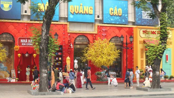 Tái hiện lại Sài Gòn xưa, nơi đây đang đông đúc khách chụp ảnh tết miễn phí- Ảnh 5.