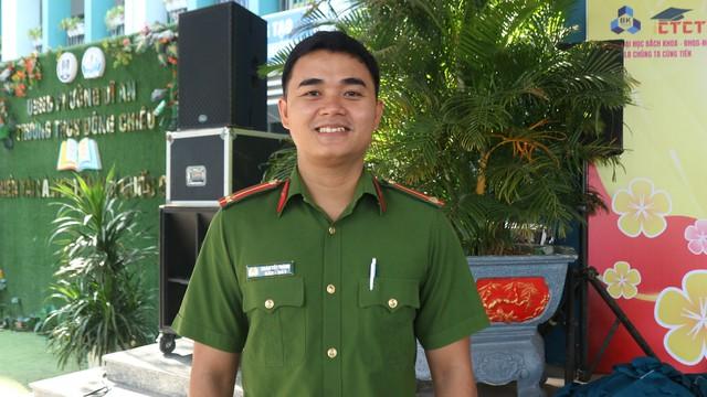 Trung tá cao 1m8 mách '4 không' để không mất tiền dịp tết - Ảnh 2.