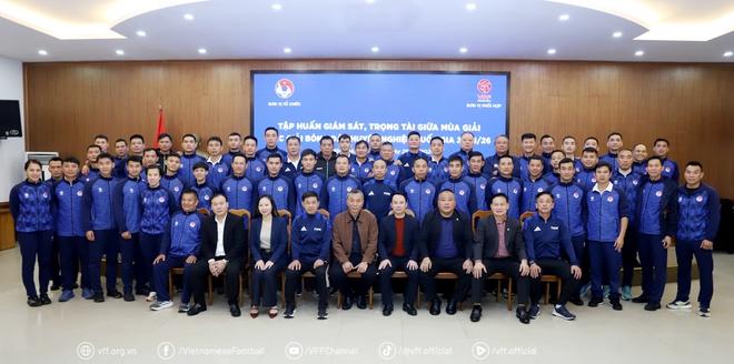 Thống kê bất ngờ của VAR ở V-League, sẽ có thay đổi ở giai đoạn 2- Ảnh 3.
