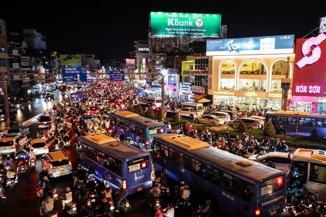 Danh sách 22 điểm có nguy cơ ùn tắc giao thông ở TP.HCM - Ảnh 2.