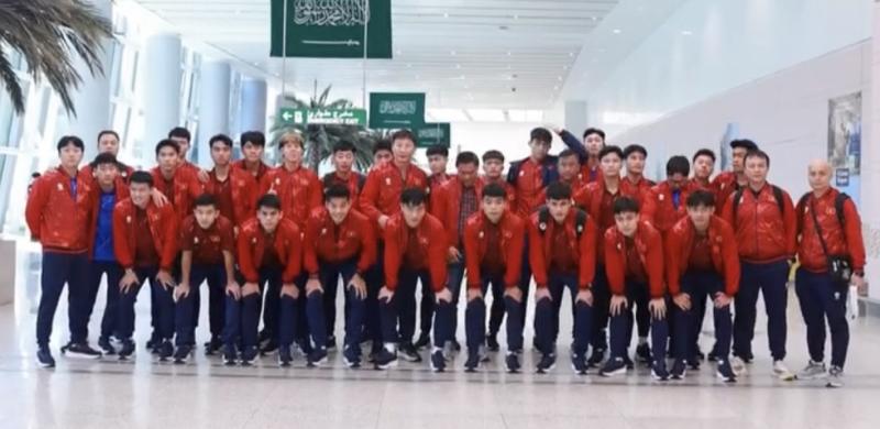 U.23 Việt Nam đến Ả Rập Xê Út an toàn, Thanh Nhàn vẫn chưa đi lại được bình thường- Ảnh 2.